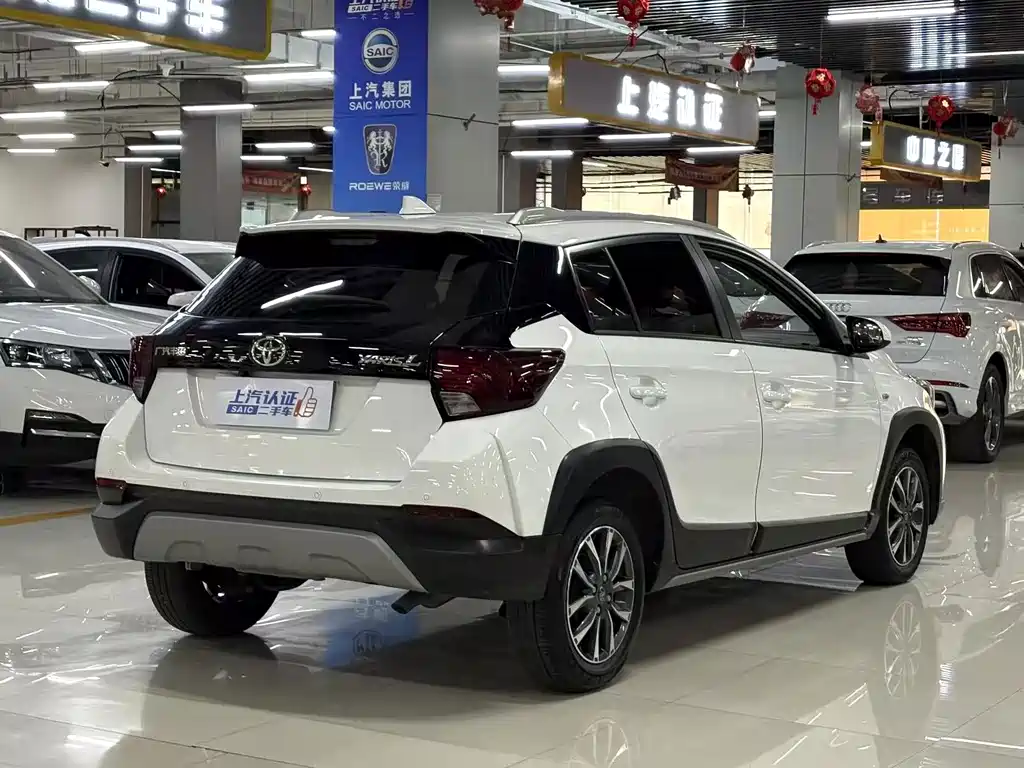 Toyota Yaris L — миниатюра 9