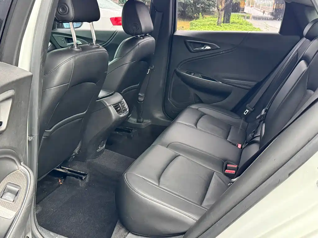 Chevrolet Malibu XL — миниатюра 8