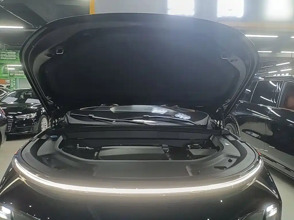 Li Auto Li L9 — миниатюра 20