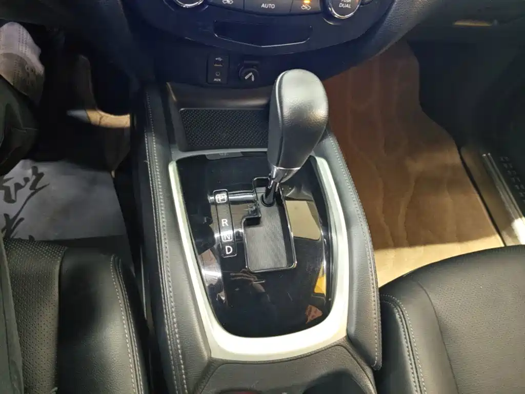 Nissan X-Trail — миниатюра 14