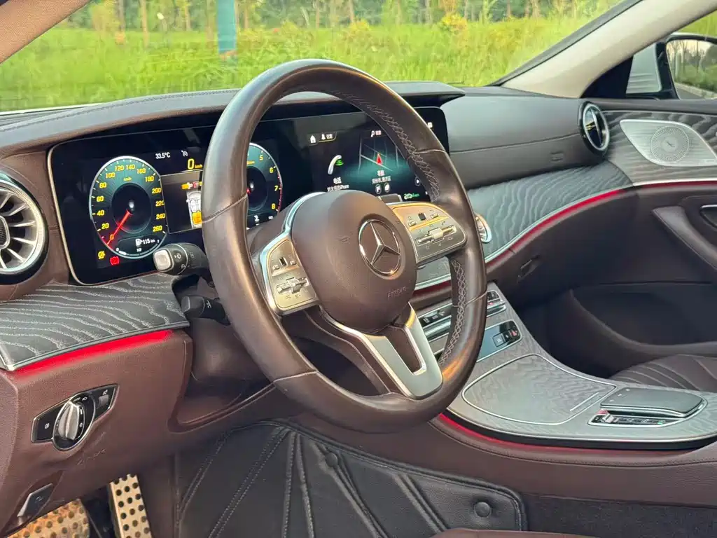 Mercedes-Benz CLS — миниатюра 4