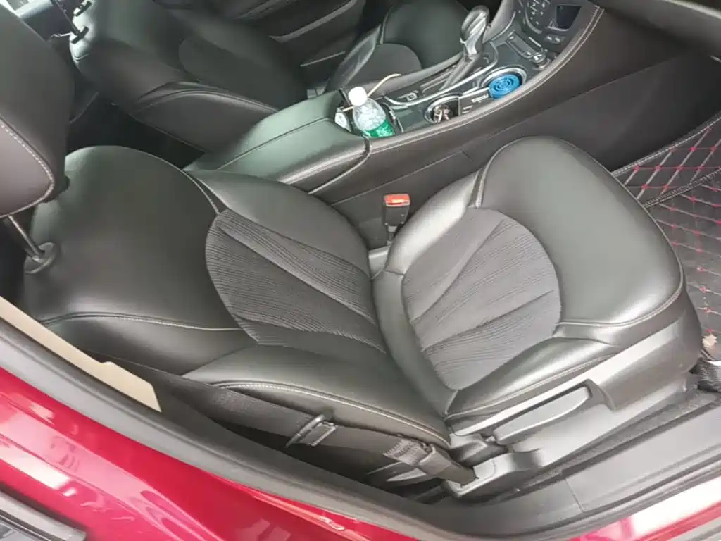 Buick Envision Plus — миниатюра 25