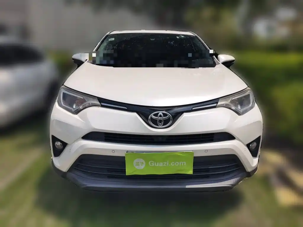 Toyota RAV4 — миниатюра 2