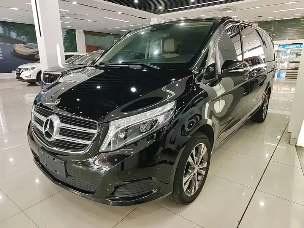 Mercedes-Benz V-Class — миниатюра 2