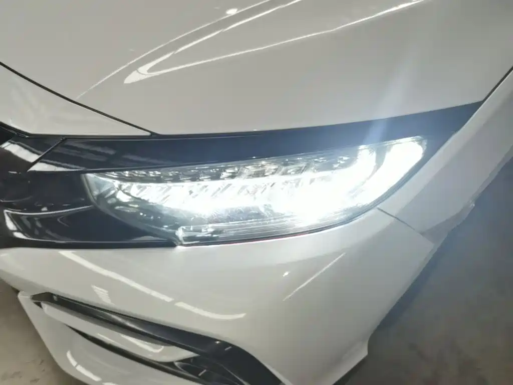 Honda Civic — миниатюра 24