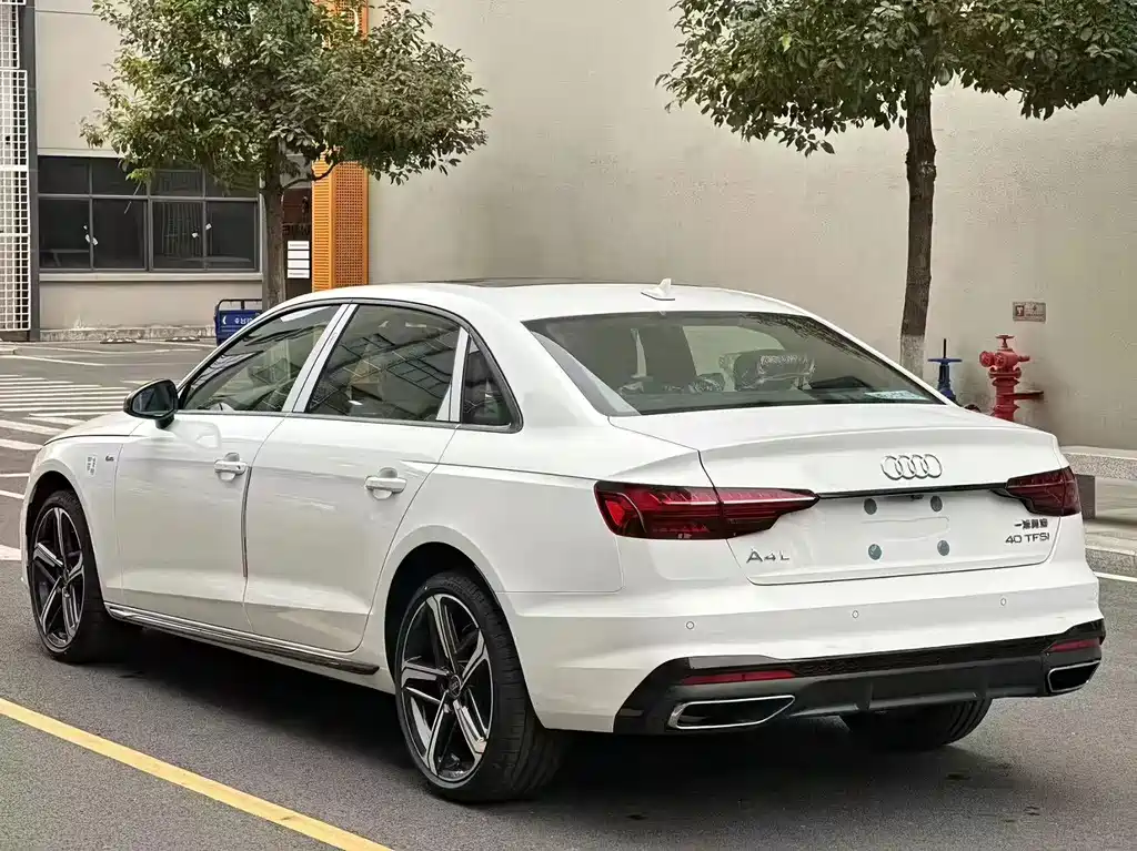 Audi A4L — миниатюра 6