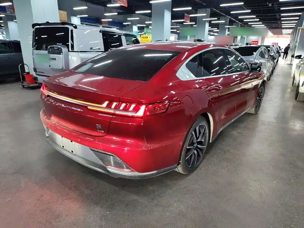 BYD Han — миниатюра 7