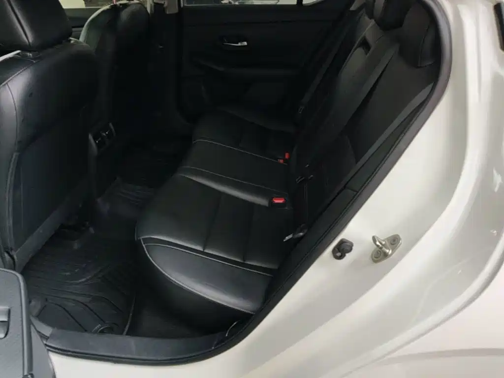 Nissan Sylphy — миниатюра 17
