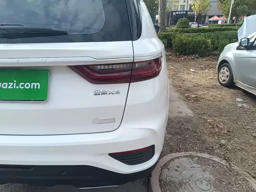 Geely Vision X6 — миниатюра 8