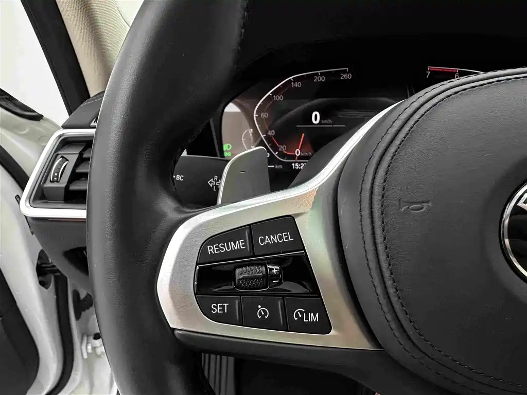 BMW 3 Series — миниатюра 26
