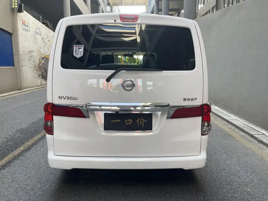 Nissan NV200 — миниатюра 9