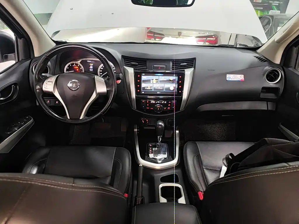 Nissan Navara — миниатюра 10