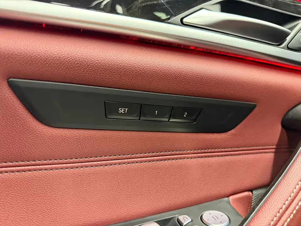 BMW 5 Series 2022 — фото 20