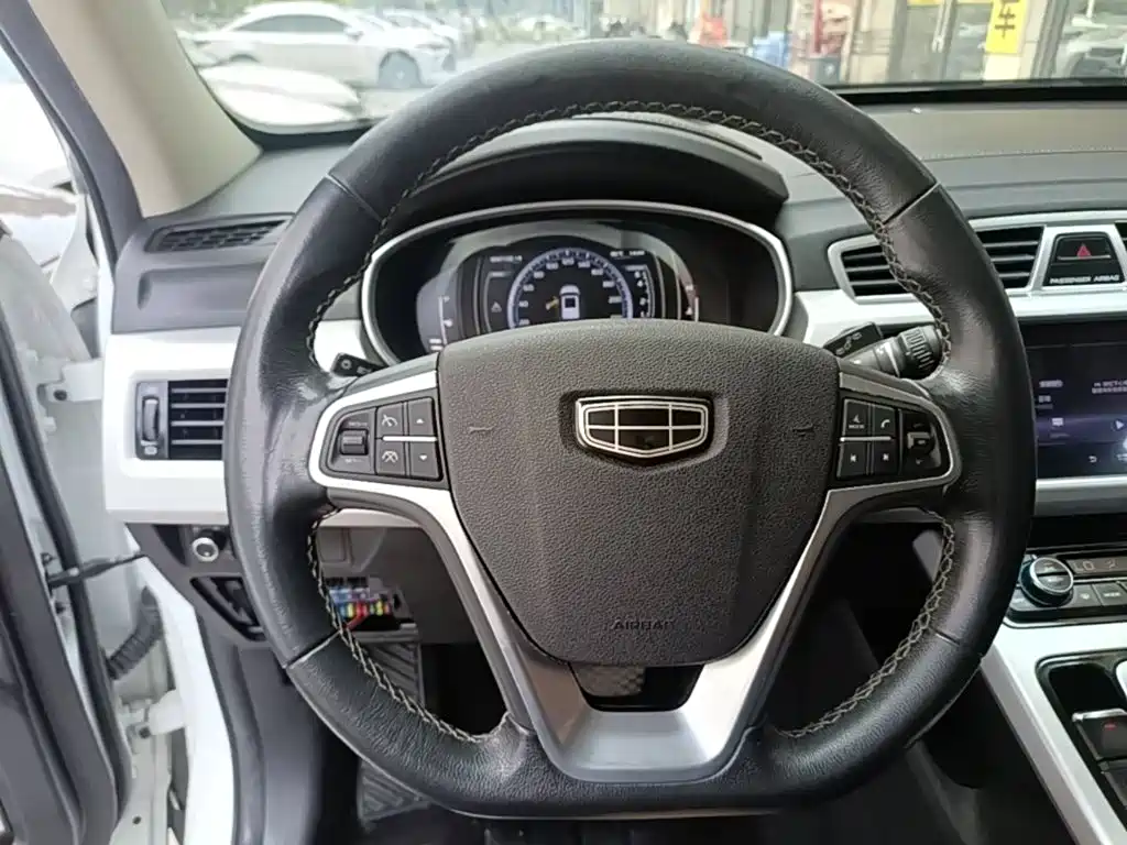 Geely Boyue — миниатюра 11