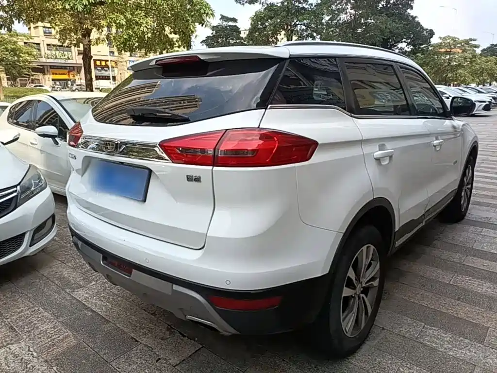 Geely Boyue — миниатюра 7