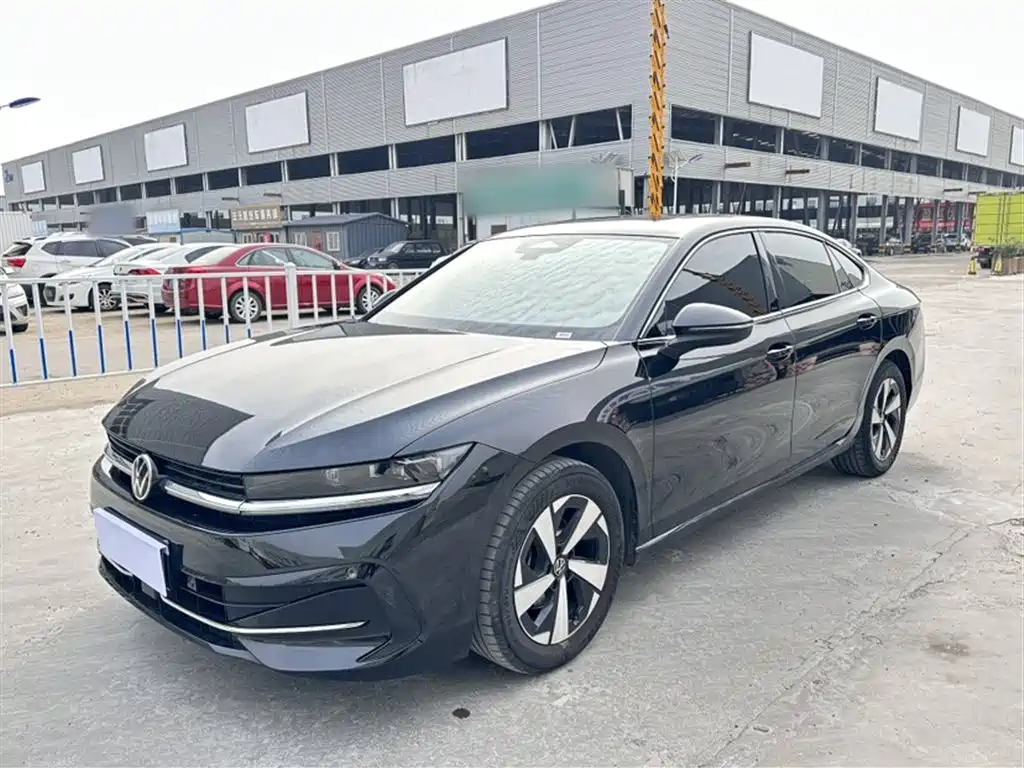 Volkswagen Magotan 2025