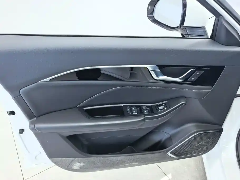 Bestune B70 — миниатюра 7