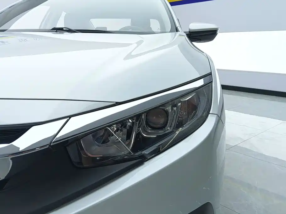 Honda Civic — миниатюра 5
