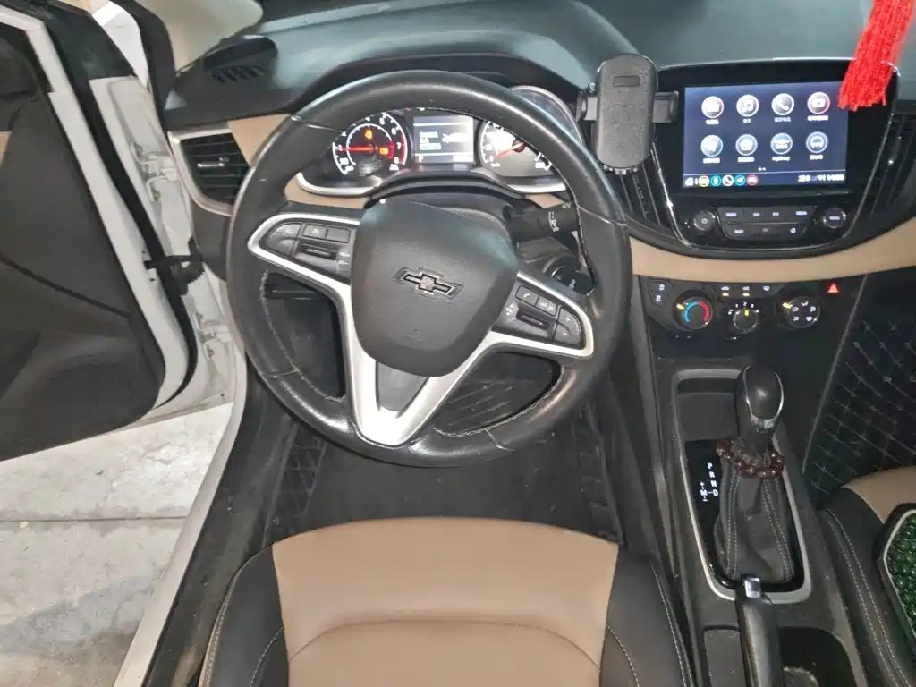 Chevrolet Monza — миниатюра 6