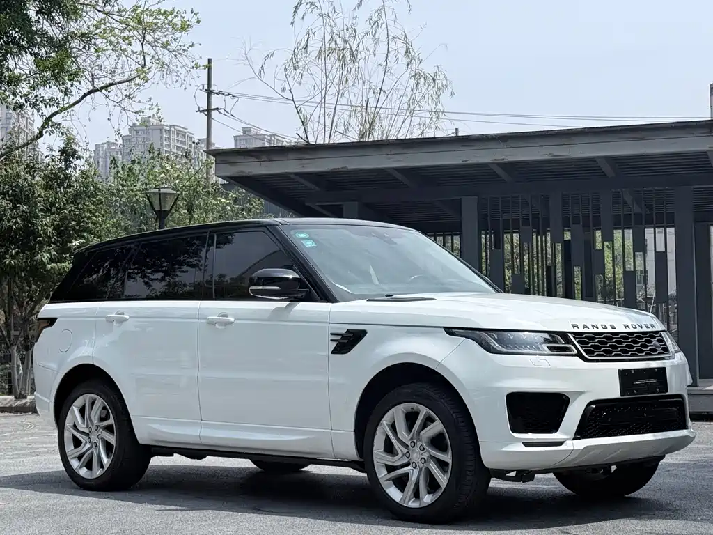 Land Rover Range Rover Sport 2020 3.0 L6 SE