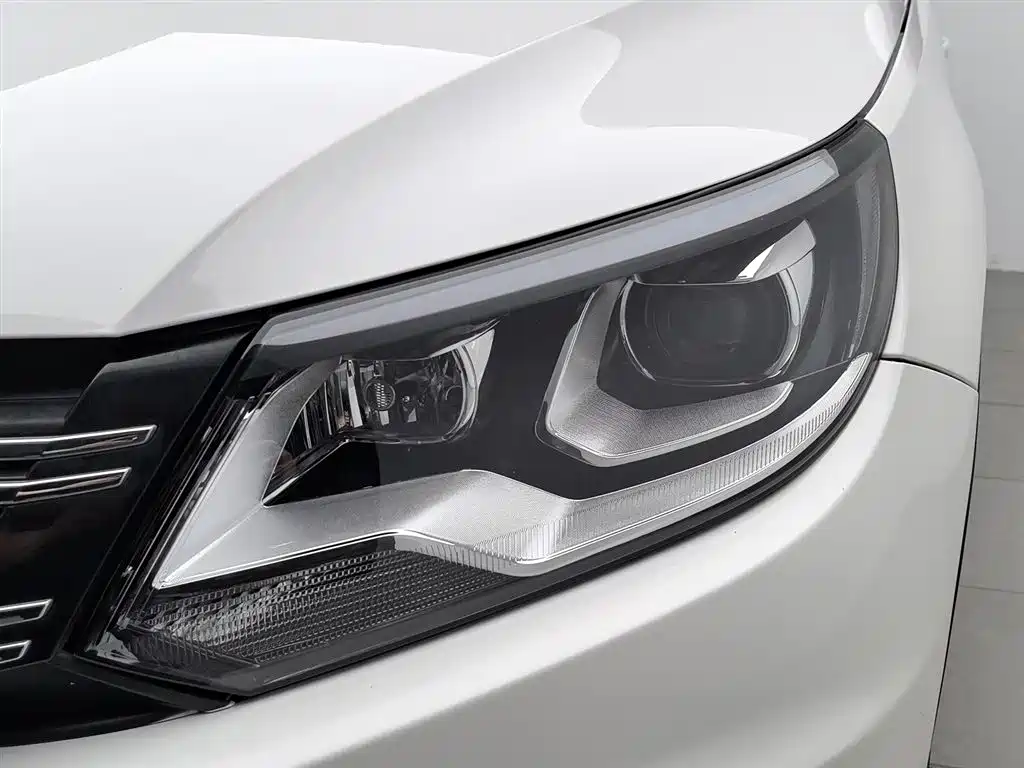 Volkswagen Tiguan 2017 300TSI AT Comfort