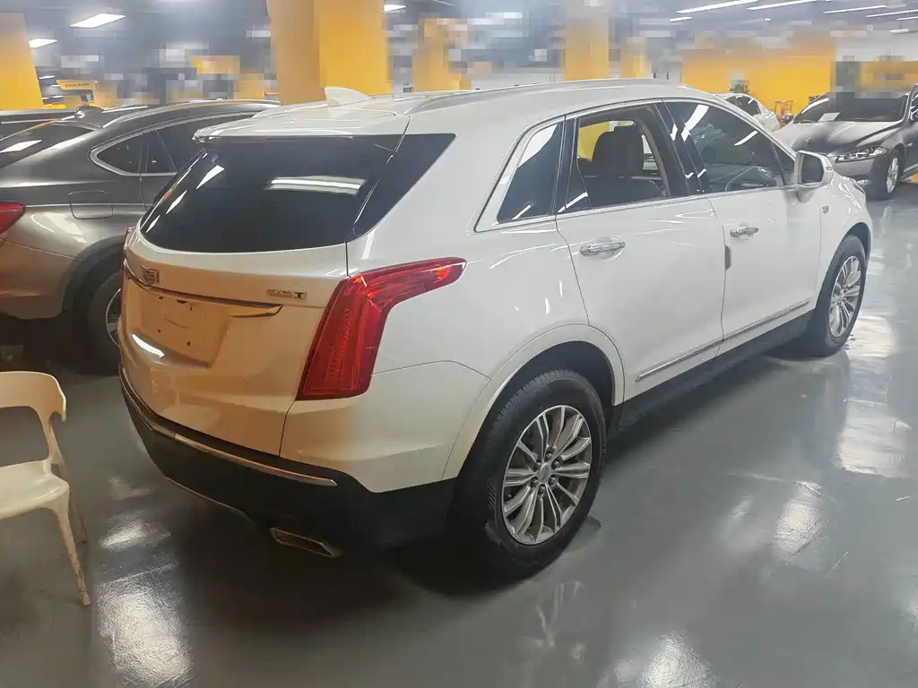 Cadillac XT5 — миниатюра 7