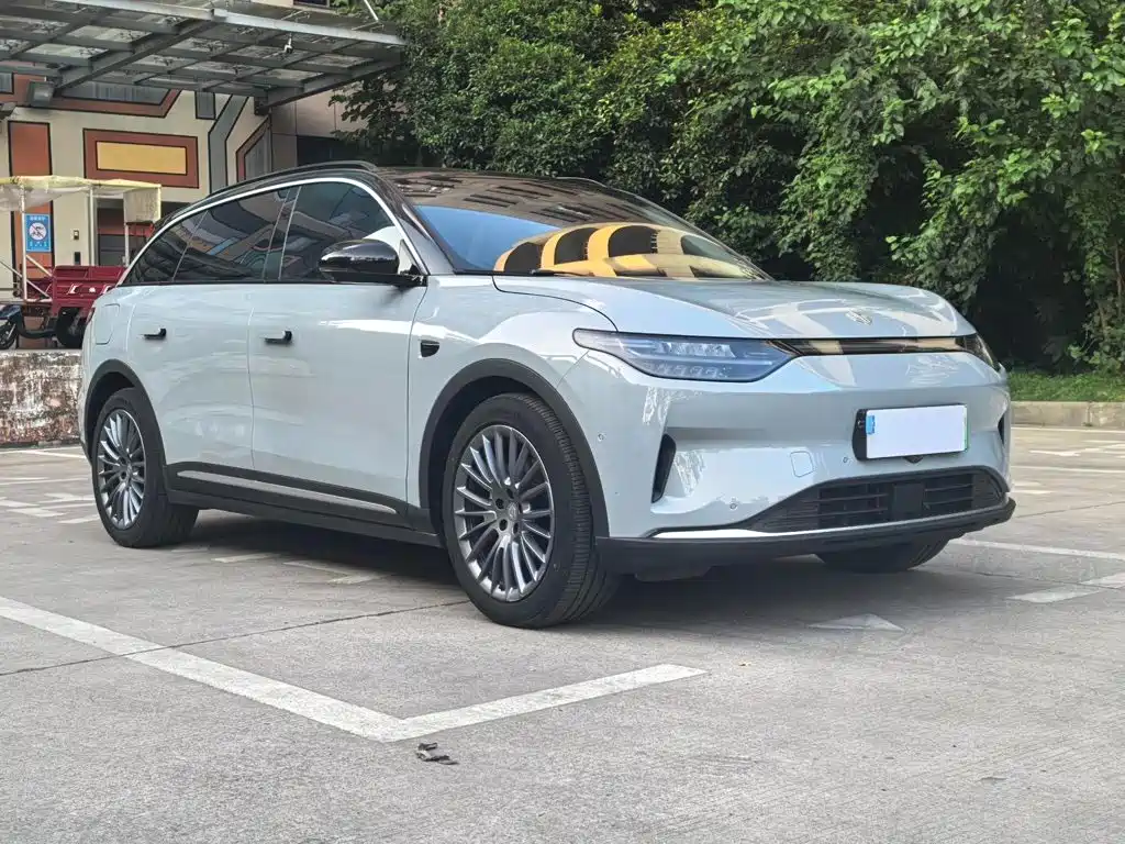 Leapmotor Leapmotor C11 — миниатюра 3