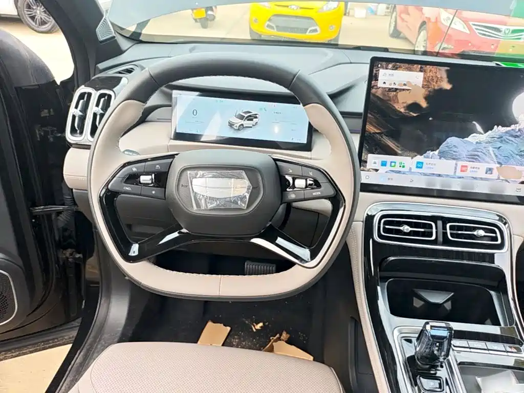 Geely Boyue L — миниатюра 11