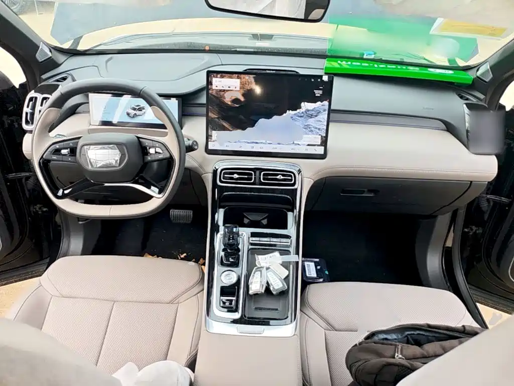 Geely Boyue L — миниатюра 10