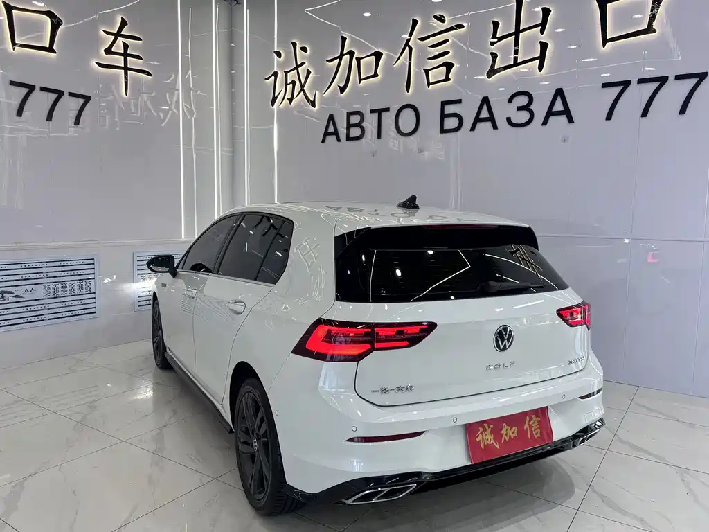 Volkswagen Golf — миниатюра 6