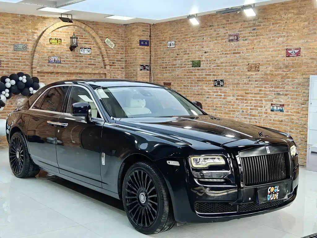 Rolls-Royce Ghost 2010 6.6T Standard