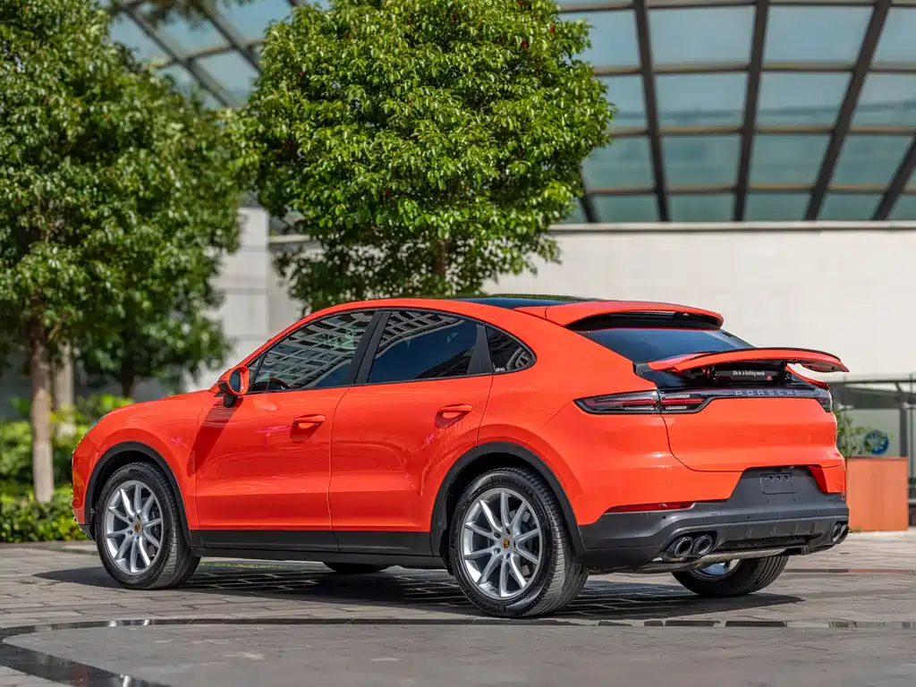 PORSCHE CAYENNE