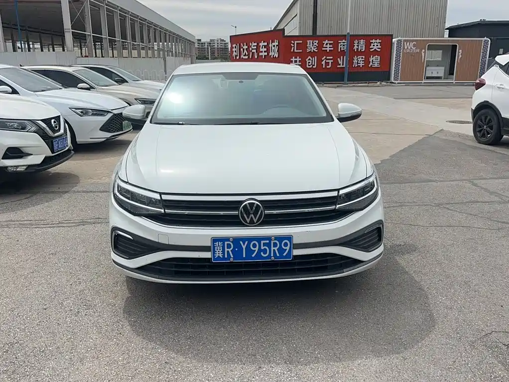 Volkswagen Bora — миниатюра 23