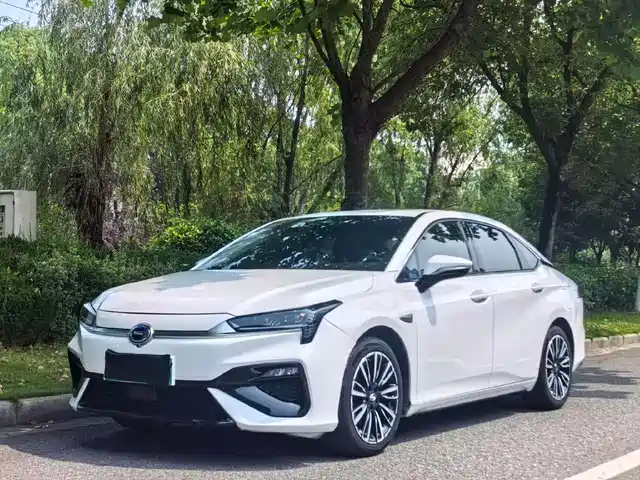 2020 GAC Aion S