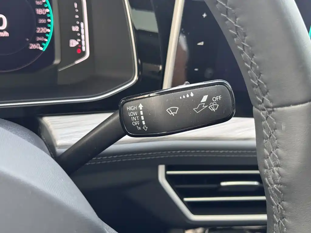 Volkswagen Sagitar — миниатюра 30