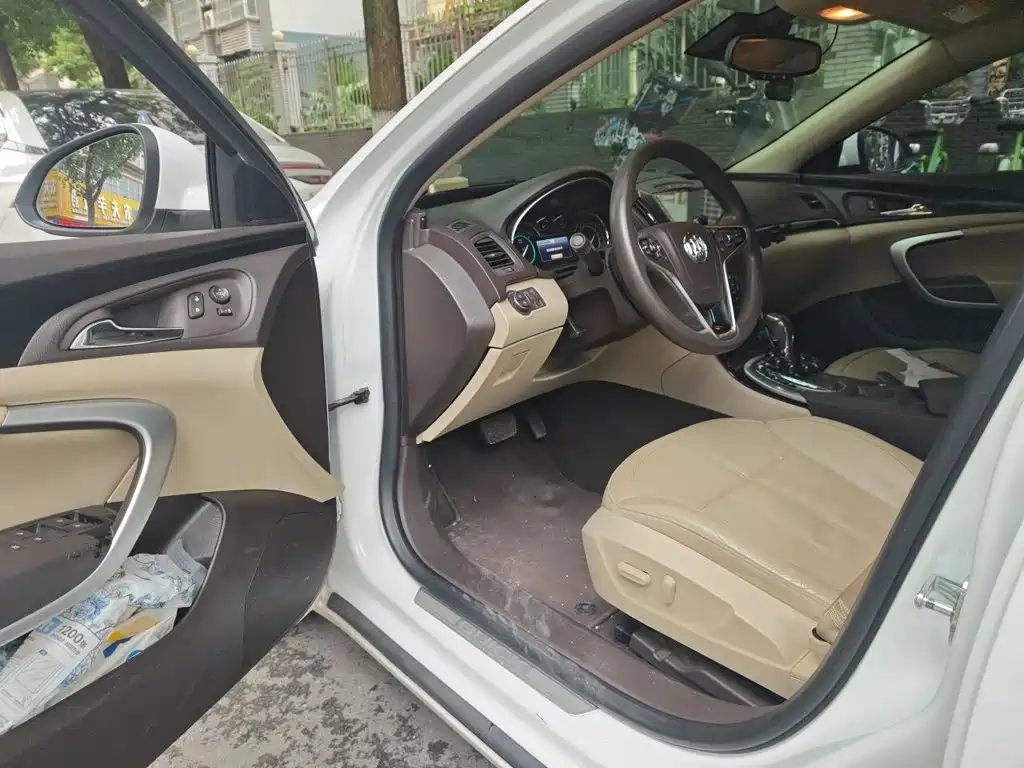 Buick Regal — миниатюра 12