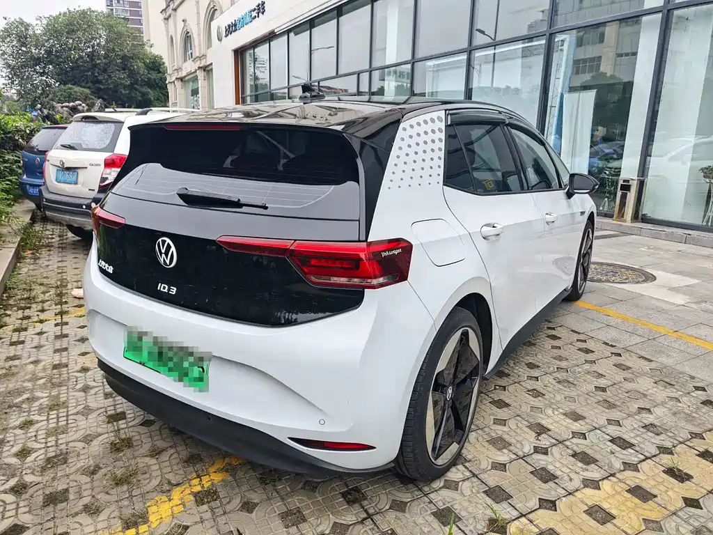 Volkswagen ID.3 — миниатюра 12