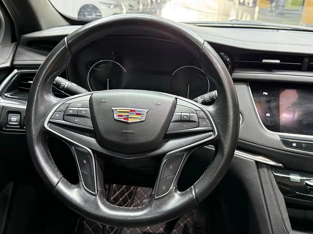 Cadillac XT5 — миниатюра 15
