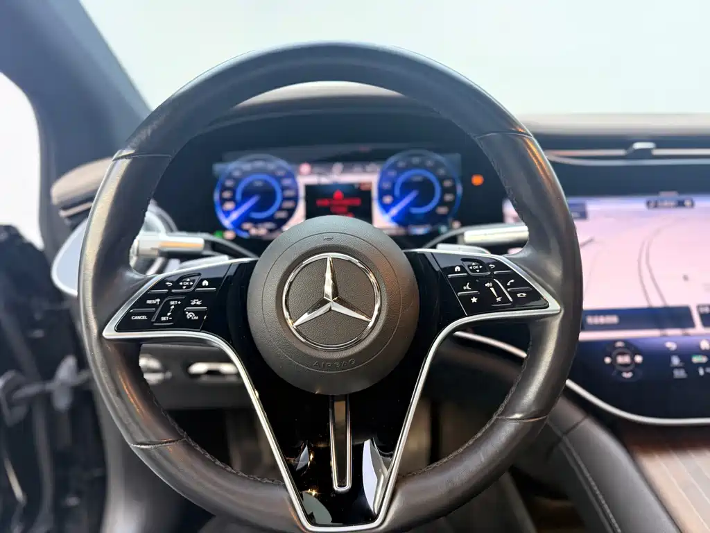 Mercedes-Benz EQS — миниатюра 17