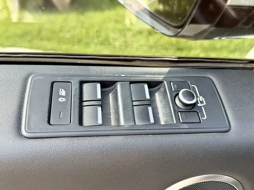 Land Rover Sport — миниатюра 18
