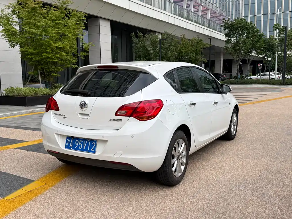 Buick Excelle 2012 XT 1.6L AT Fashion