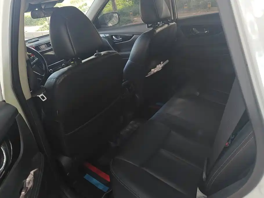 Nissan X-Trail — миниатюра 11