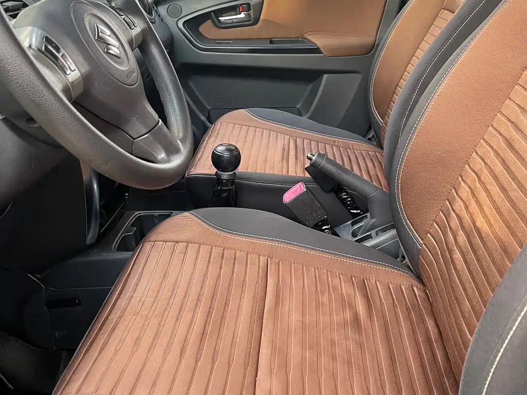 Suzuki SX4 2013 1.6L MT