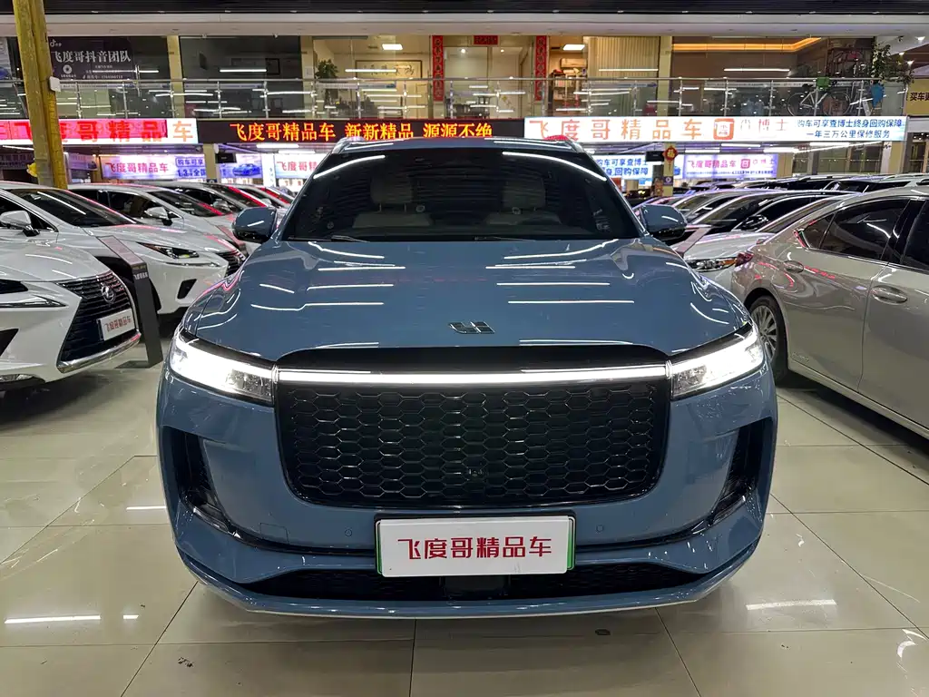Li Auto Li ONE — миниатюра 2