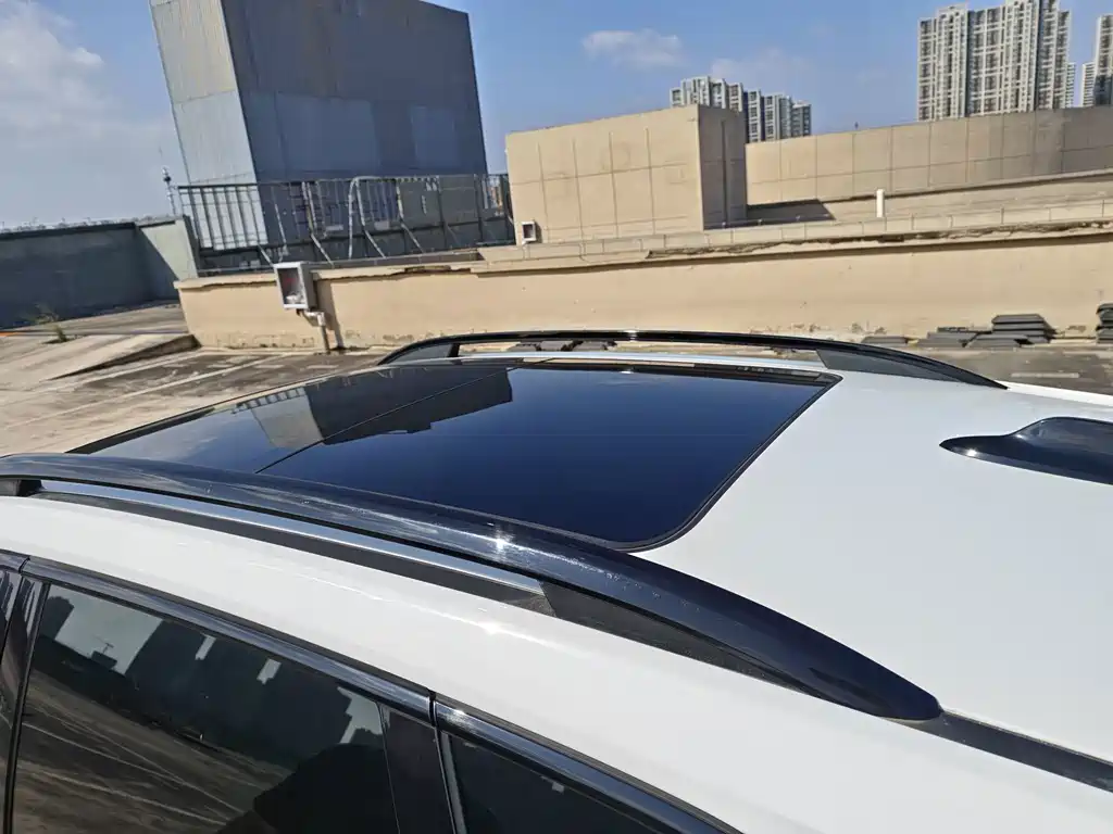 Roewe RX5 — миниатюра 18