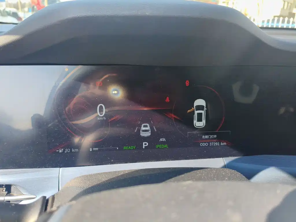 Changan CS55 EV — миниатюра 12