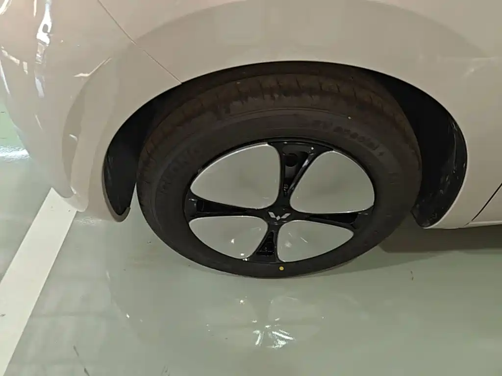 Wuling MINIEV — миниатюра 23
