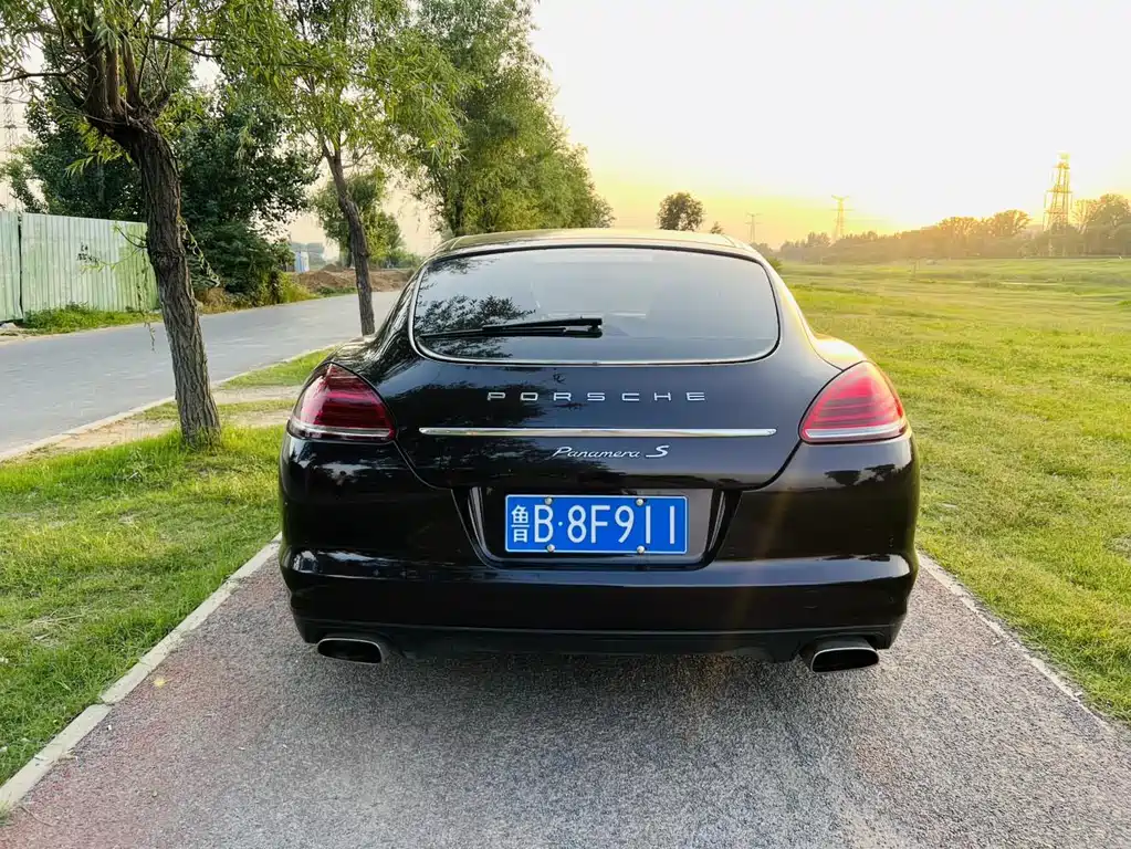 Porsche Panamera — миниатюра 8