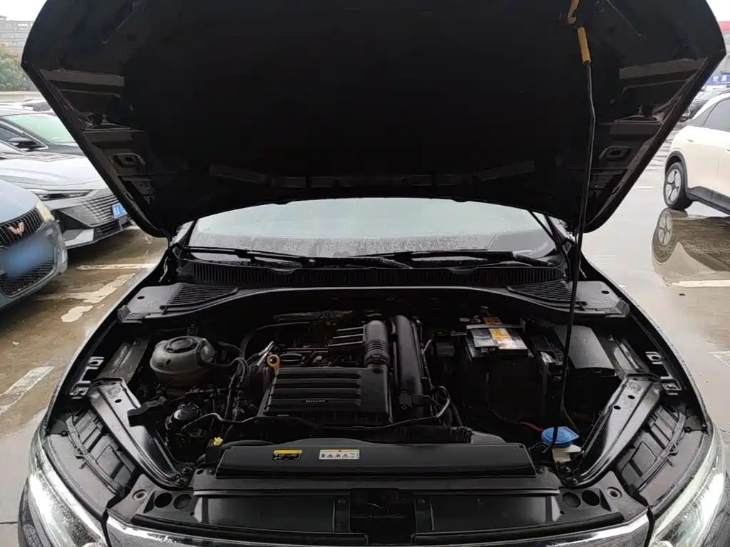Volkswagen Sagitar — миниатюра 20