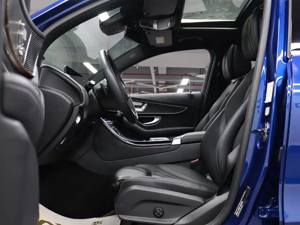 Mercedes-Benz EQC — миниатюра 7